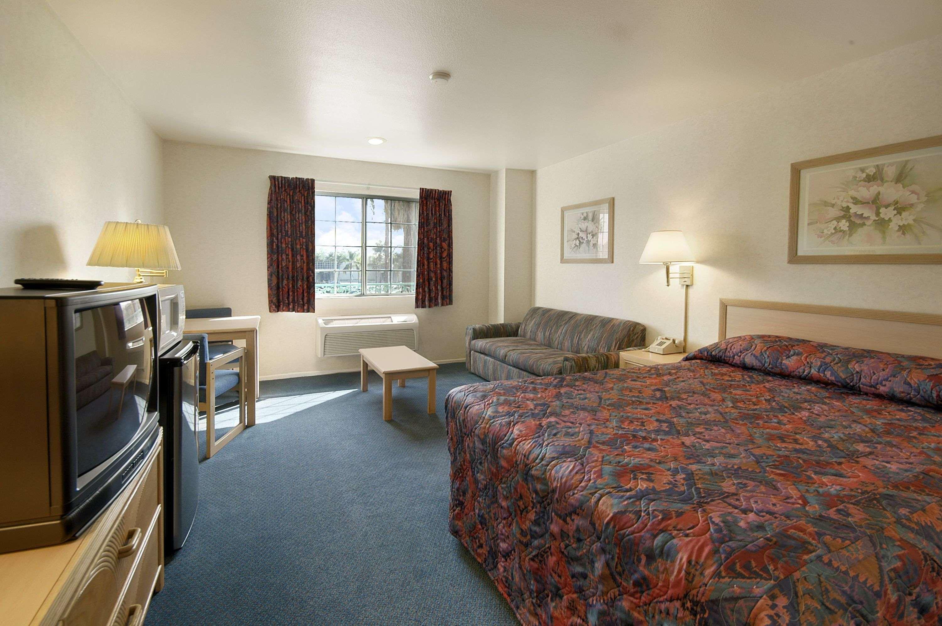 Days By Wyndham Tyler Mall Hotel Riverside